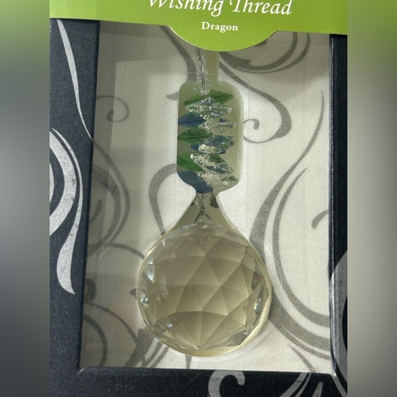 Eternity Crystal Wishing Thread - Dragon - Picture 5 of 6
